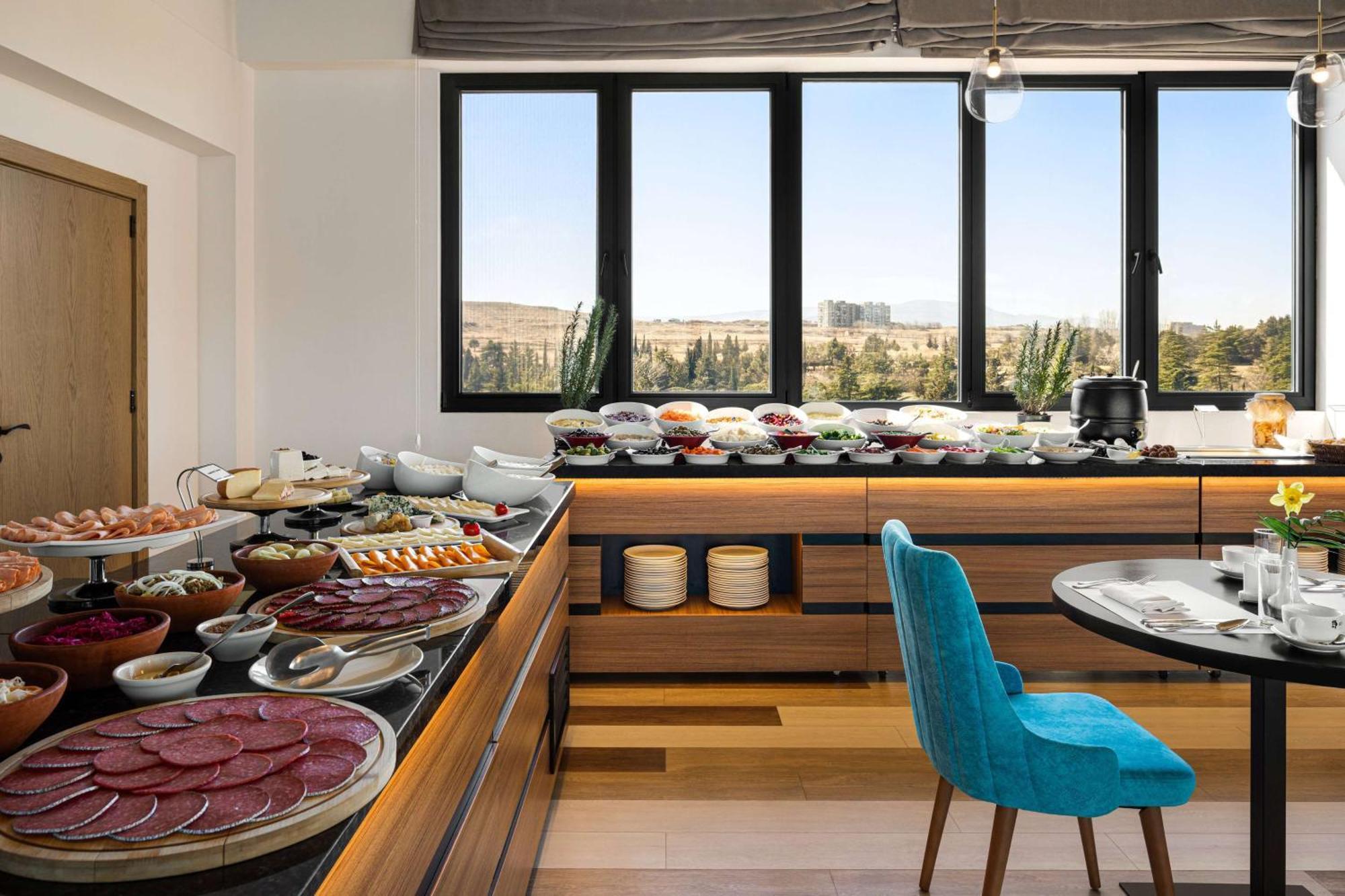 Gino Seaside Tbilisi, Trademark Collection By Wyndham Kültér fotó